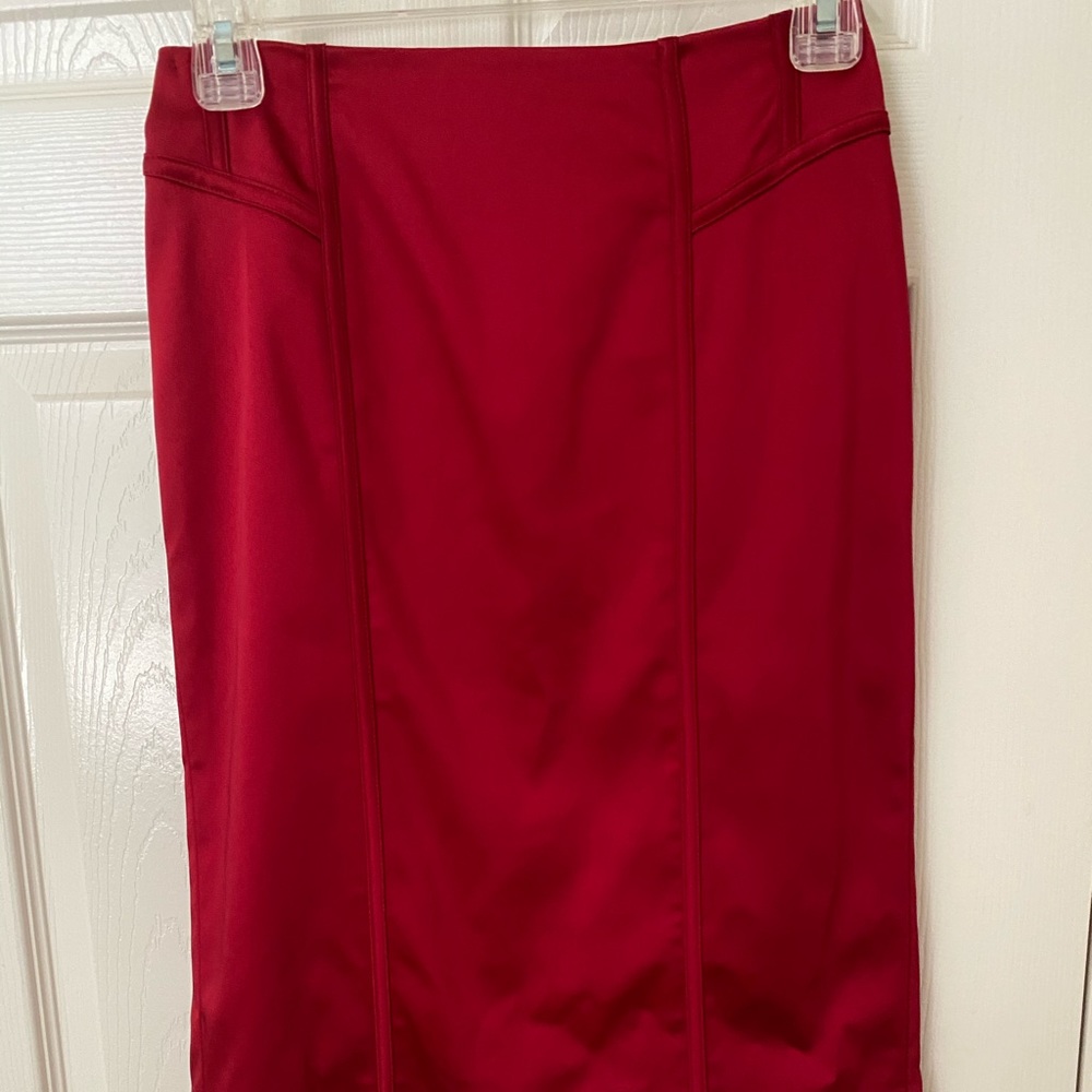 NWT WHBM red stretch satin pencil skirt Sz 00